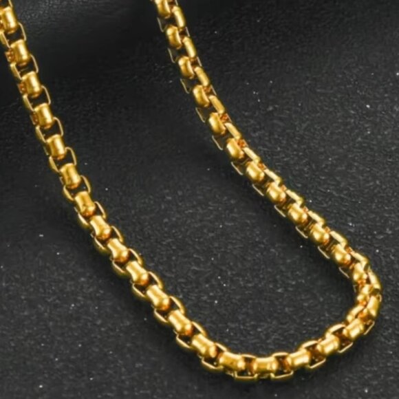 🆕 Beautiful 20" Round Box Chain 4mm Wide 18K Gold 🆕 - Picture 5 of 5